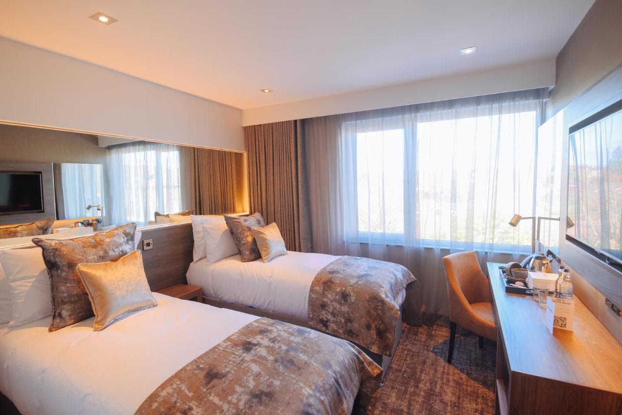 The Redhurst Hotel Glasgow ギフノック エクステリア 写真