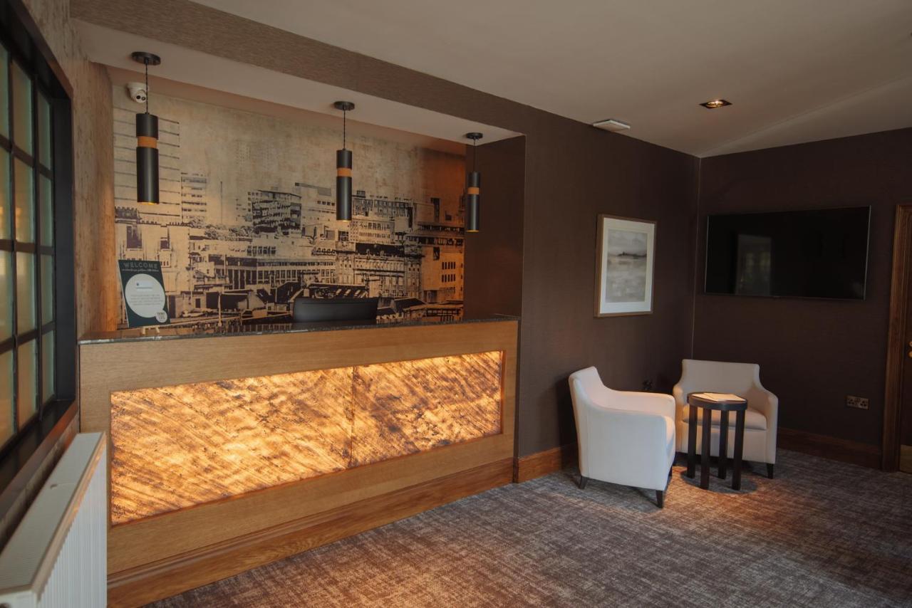 The Redhurst Hotel Glasgow ギフノック エクステリア 写真