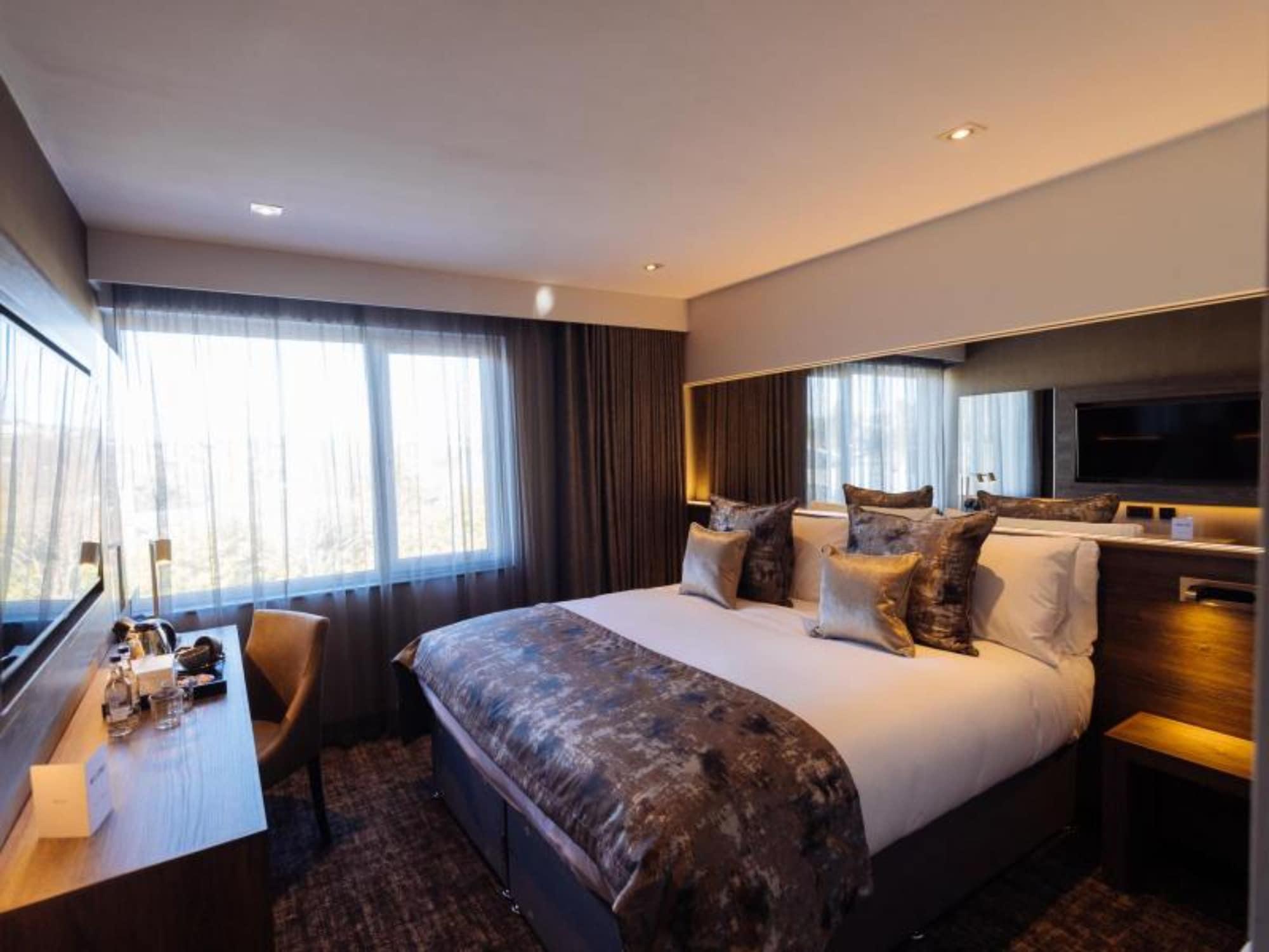 The Redhurst Hotel Glasgow ギフノック エクステリア 写真