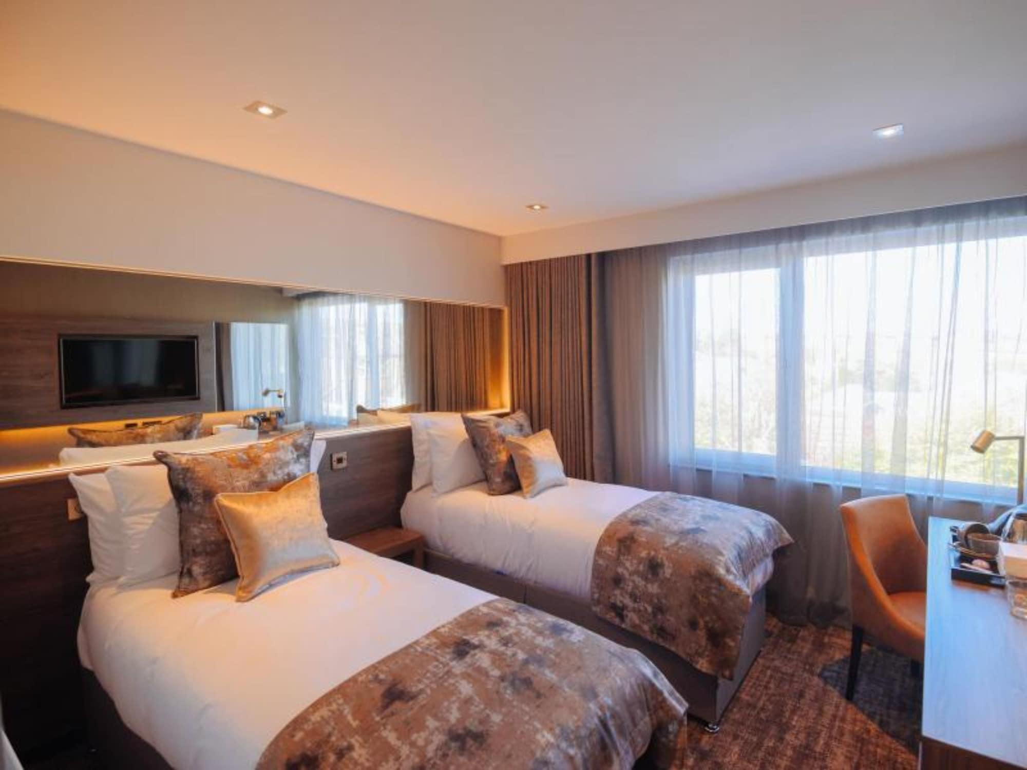 The Redhurst Hotel Glasgow ギフノック エクステリア 写真