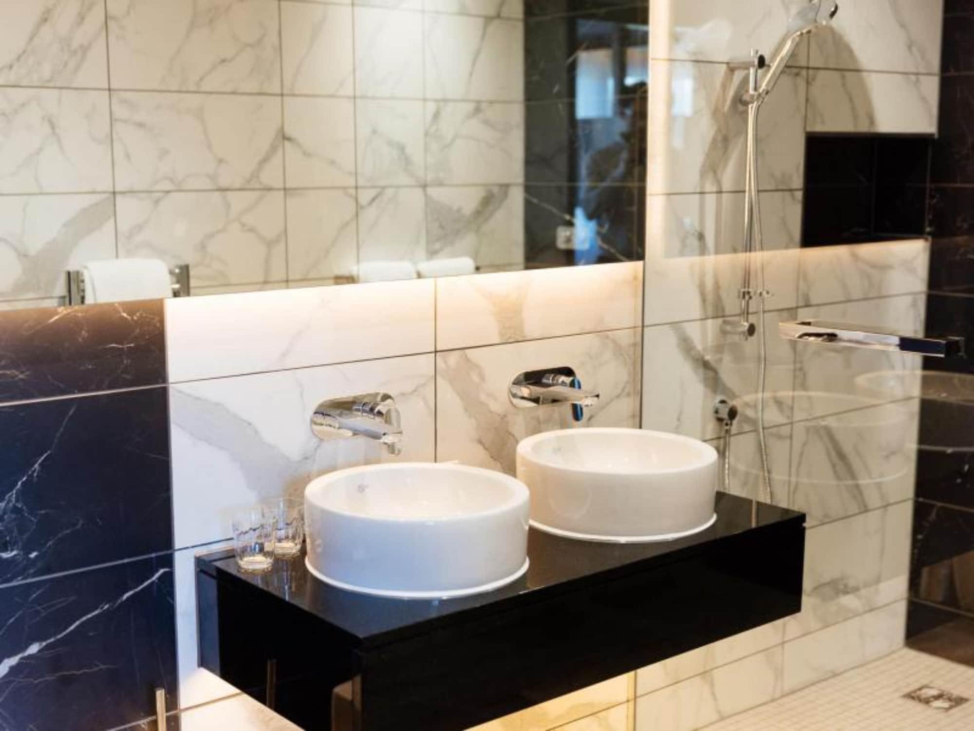 The Redhurst Hotel Glasgow ギフノック エクステリア 写真